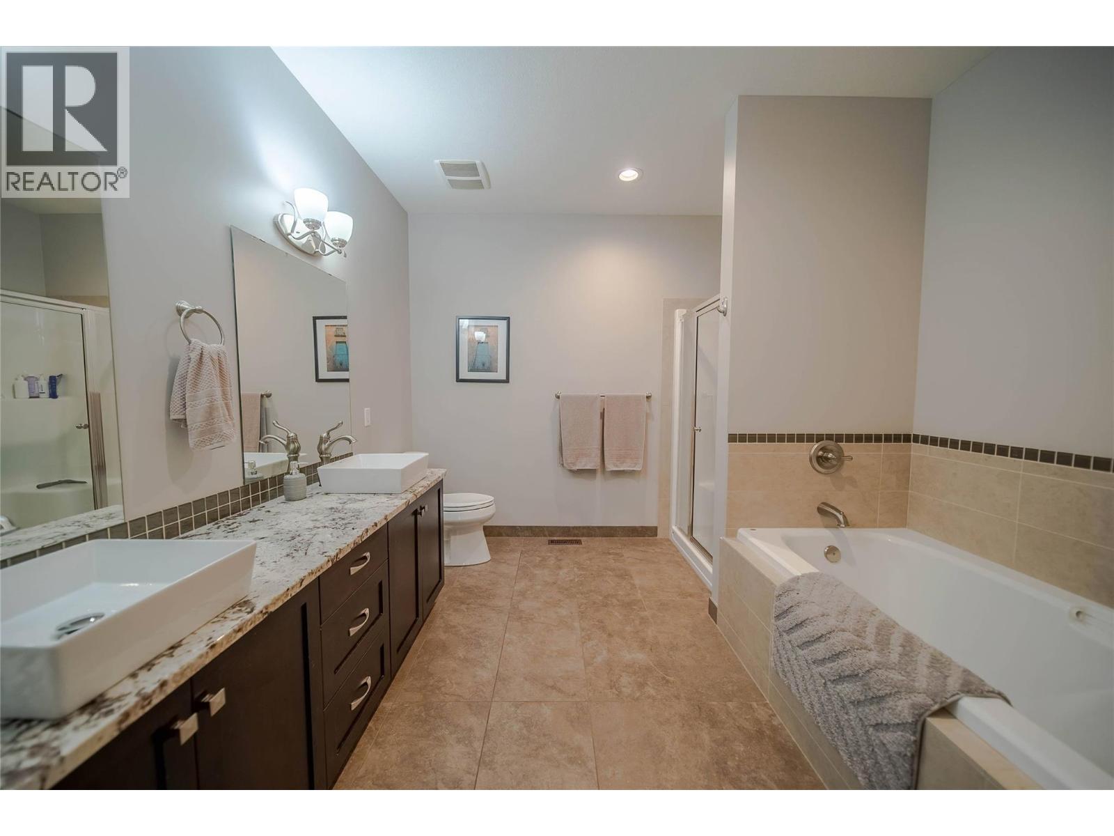 233 BOULDER  NW Creek, Cranbrook