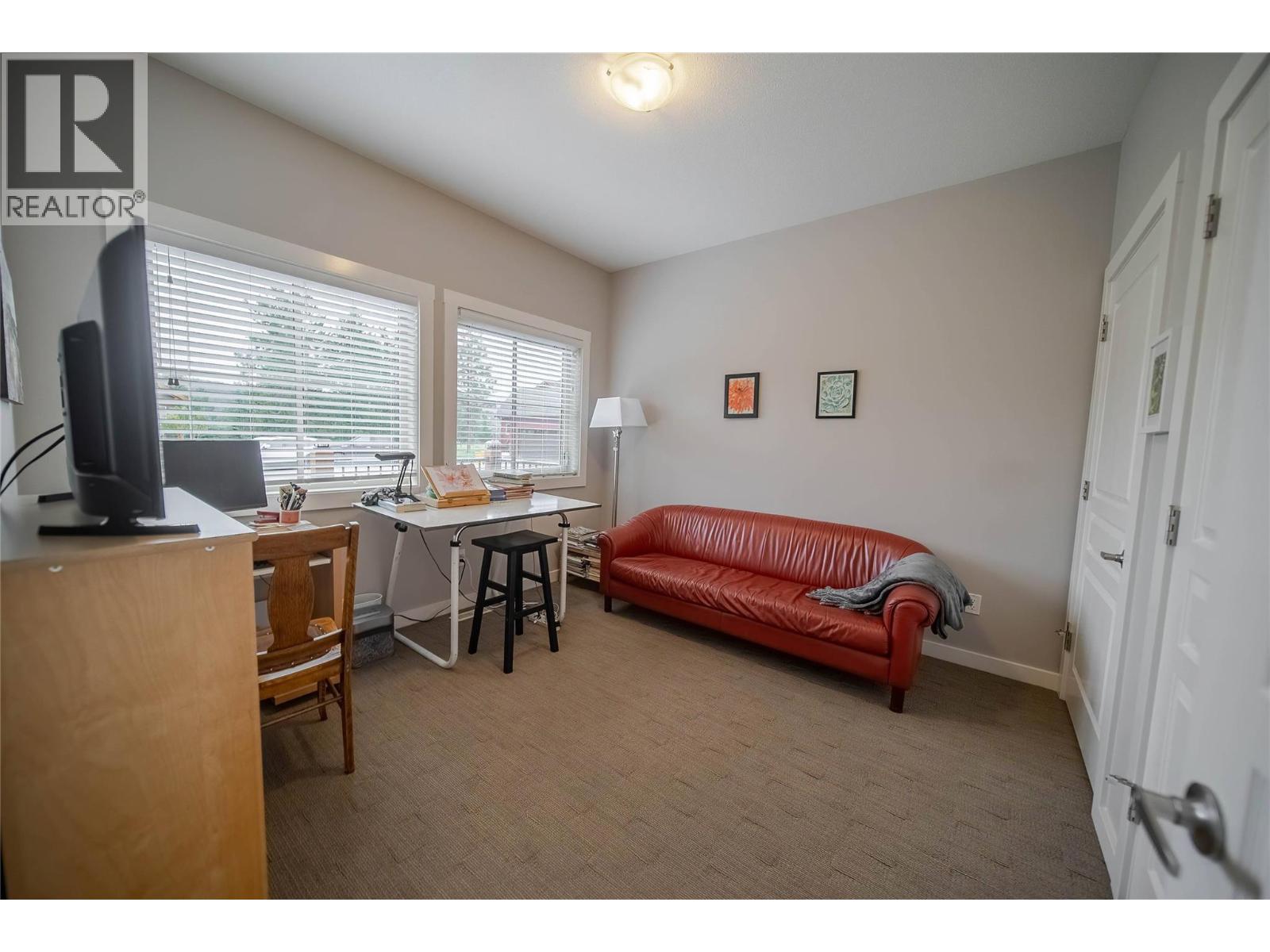 233 BOULDER  NW Creek, Cranbrook