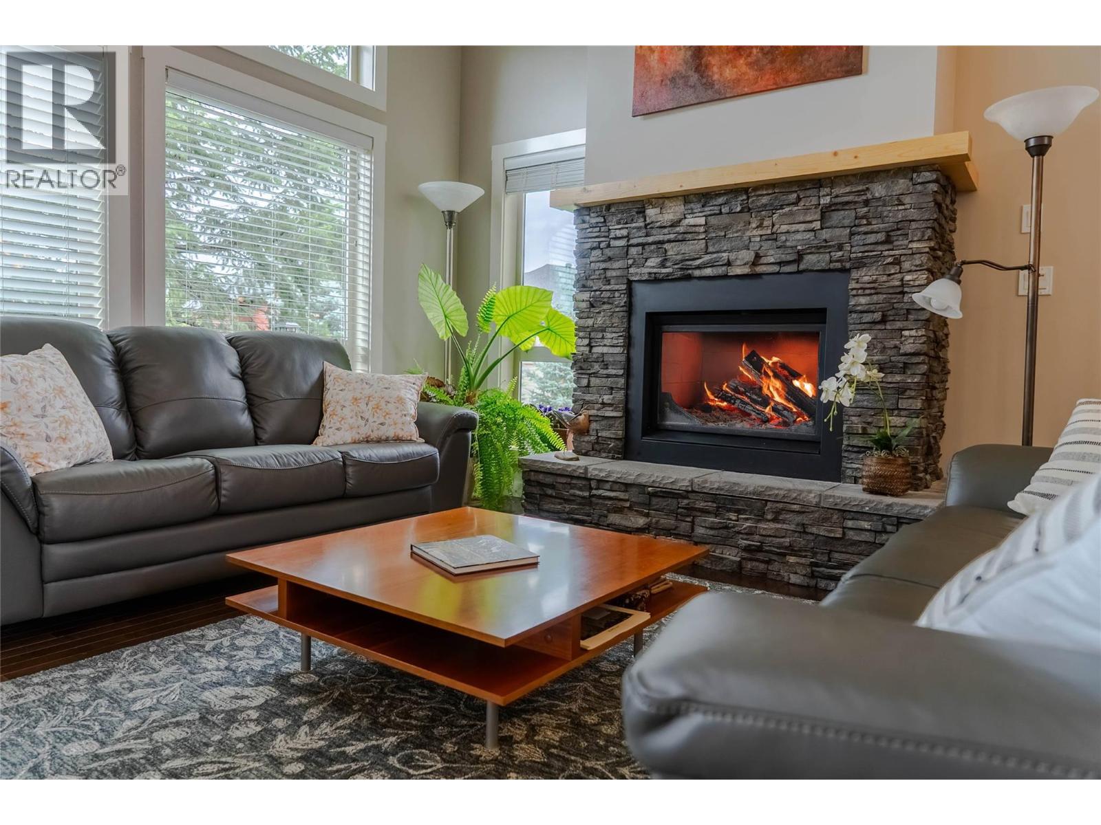233 BOULDER  NW Creek, Cranbrook