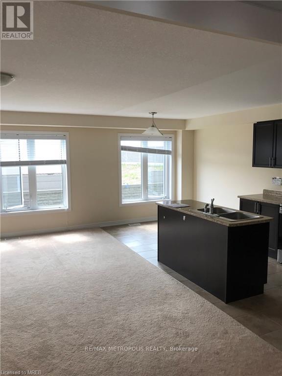 Photo 8 of 73 420 Linden Drive, Cambridge ON