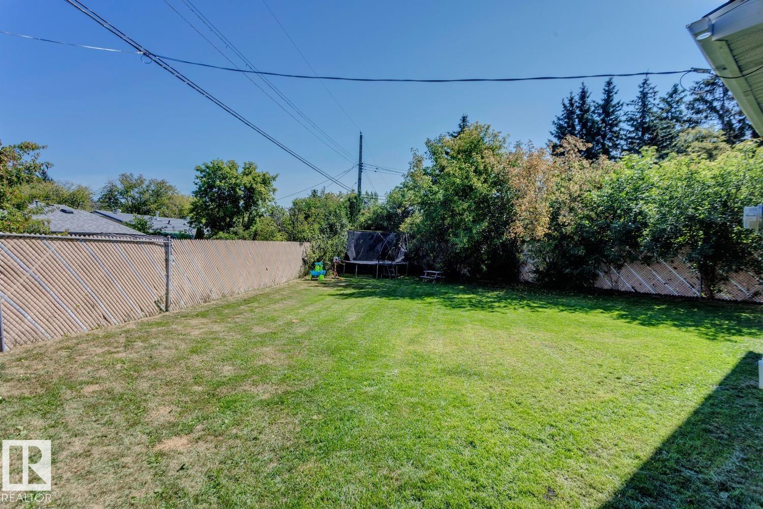 Photo 50 of 28 Greer Cr, St Albert AB