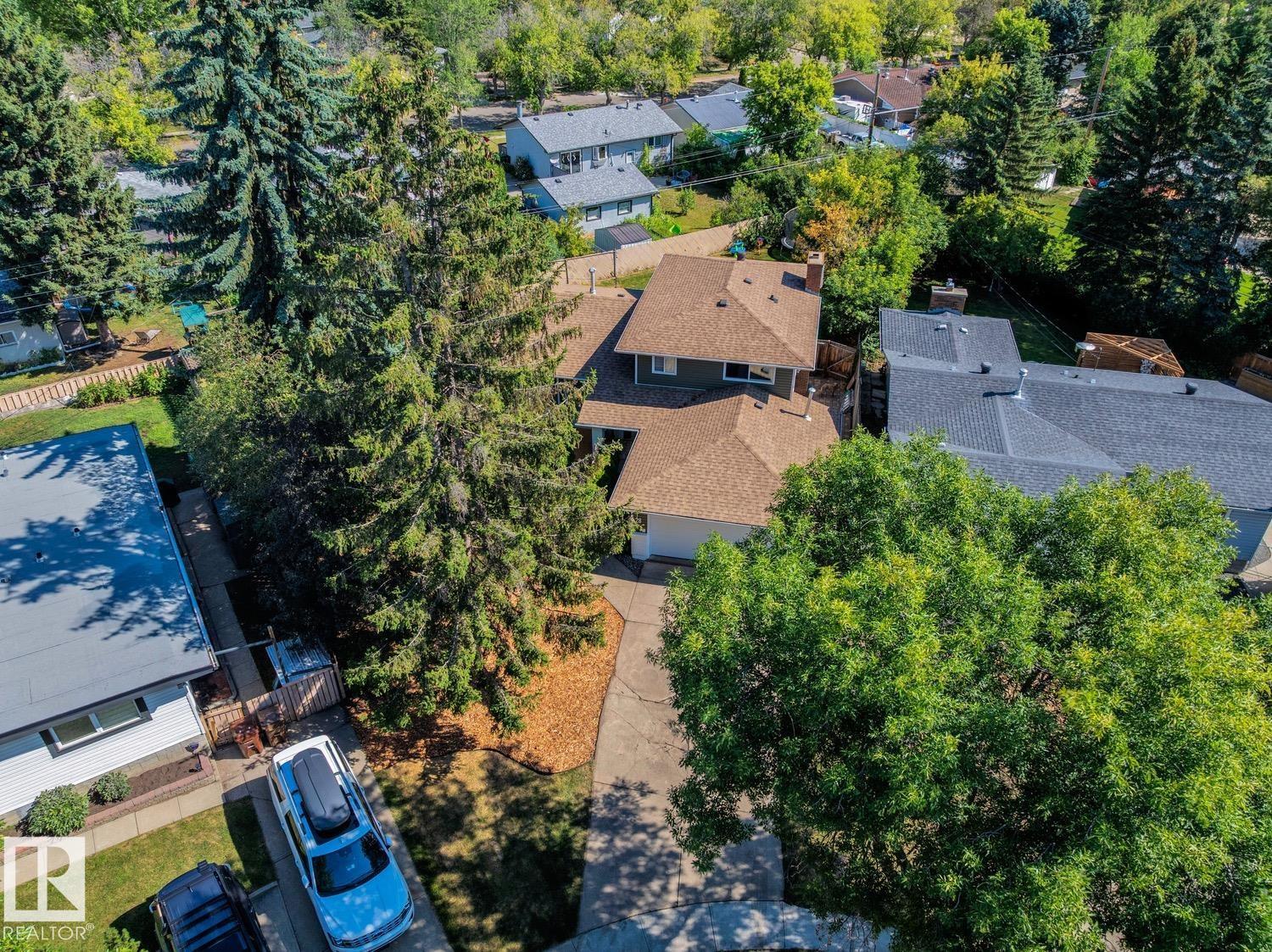 Photo 53 of 28 Greer Cr, St Albert AB