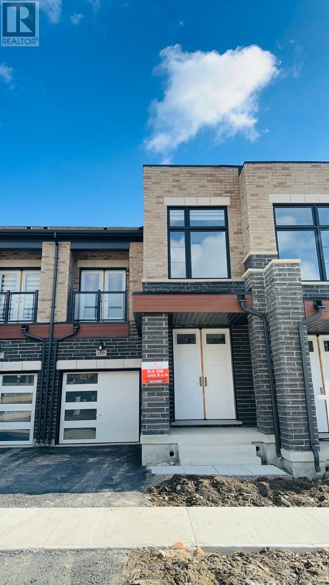Photo 1 of 109 Tempel Street, Richmond Hill ON
