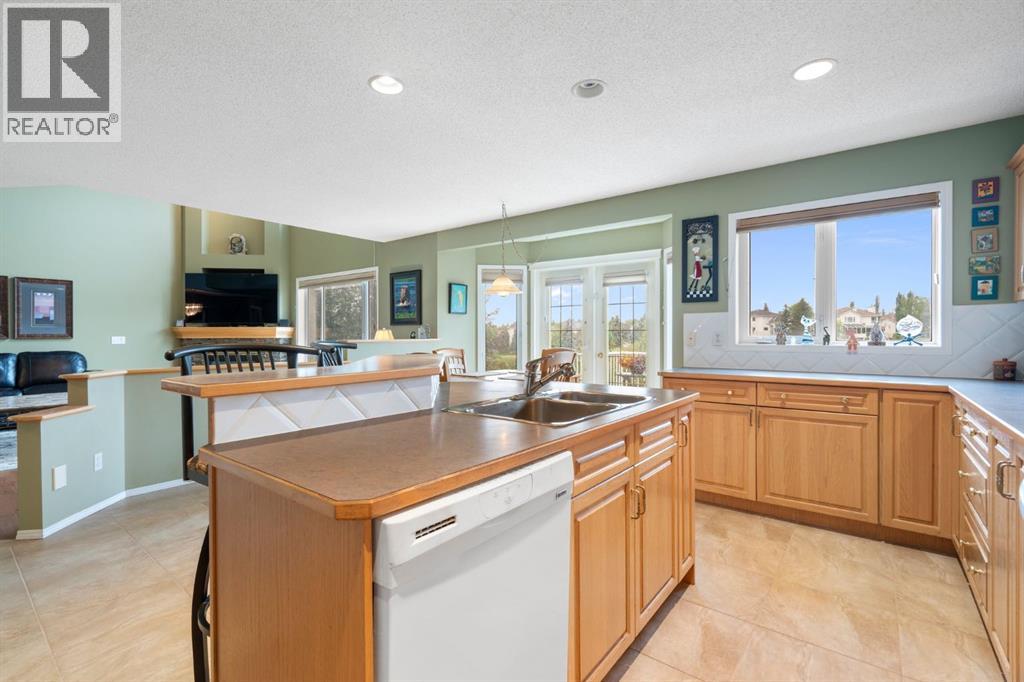 Single Family House for Sale in  Citadel Grove NW Citadel Calgary 