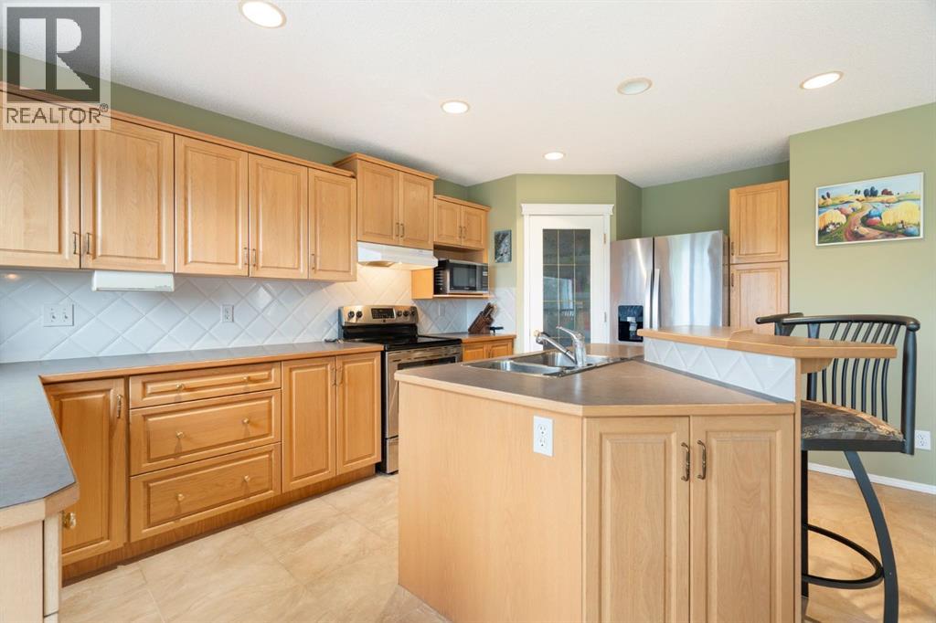 Single Family House for Sale in  Citadel Grove NW Citadel Calgary 