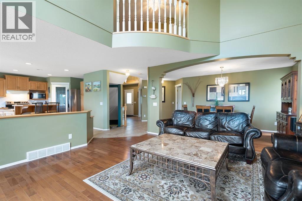 Single Family House for Sale in  Citadel Grove NW Citadel Calgary 