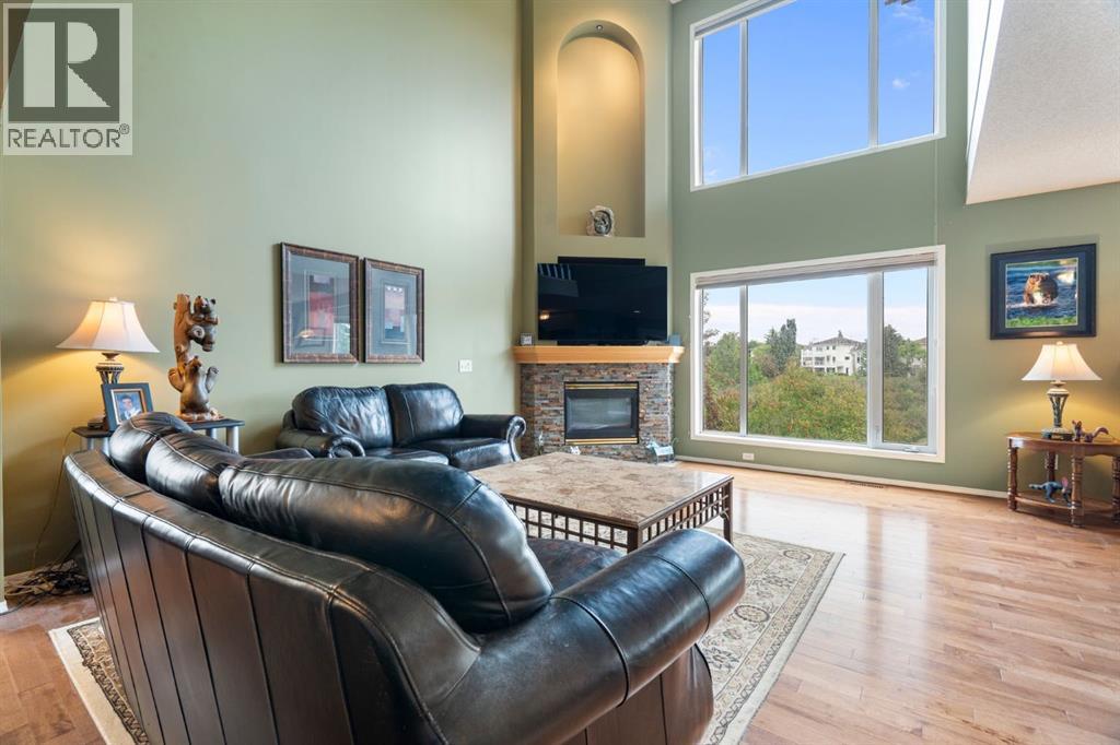 Single Family House for Sale in  Citadel Grove NW Citadel Calgary 