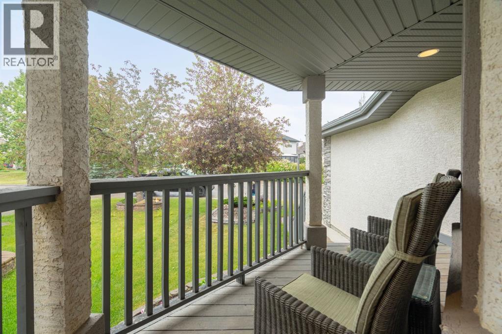 Single Family House for Sale in  Citadel Grove NW Citadel Calgary 