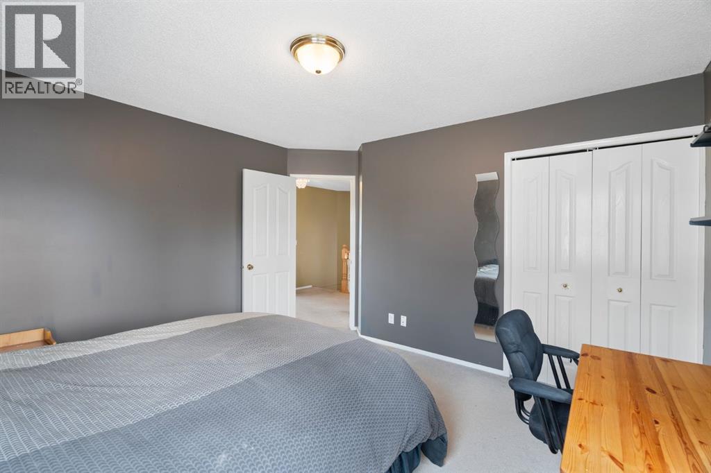 Single Family House for Sale in  Citadel Grove NW Citadel Calgary 