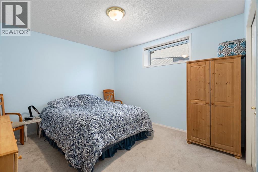 Single Family House for Sale in  Citadel Grove NW Citadel Calgary 