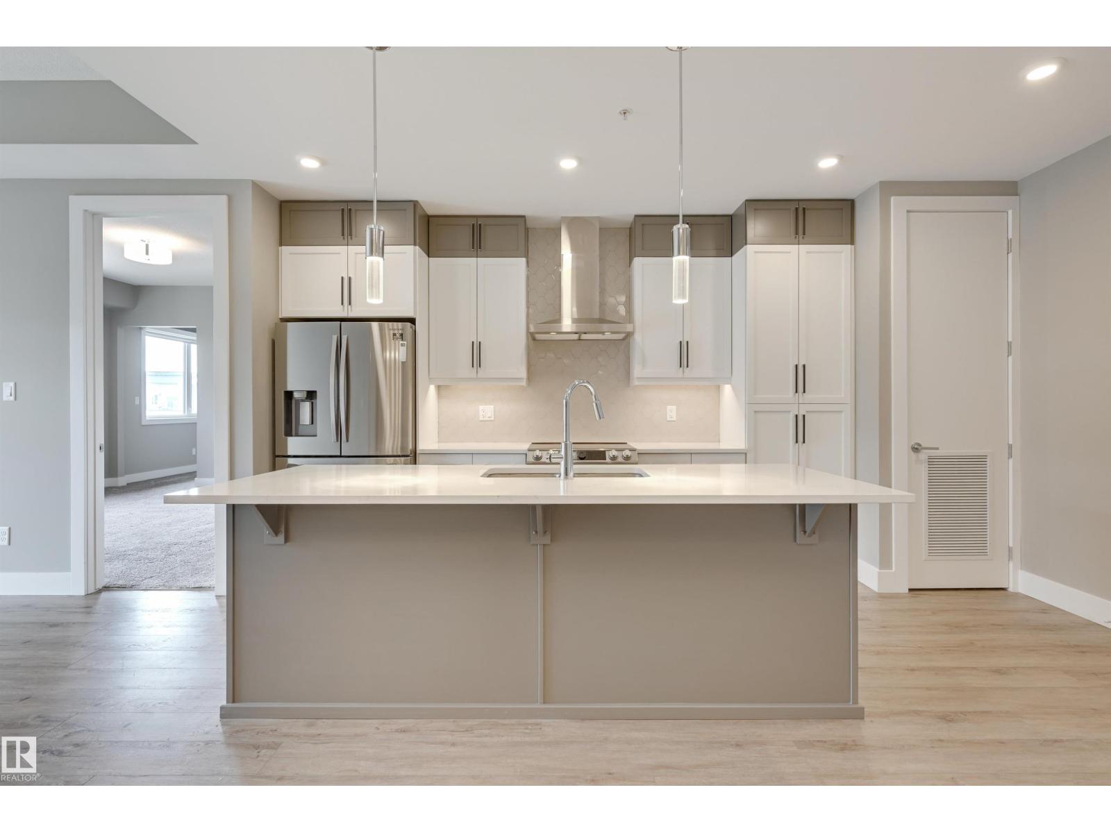 Photo 1 of 406 528 Griesbach Pr Nw, Edmonton AB