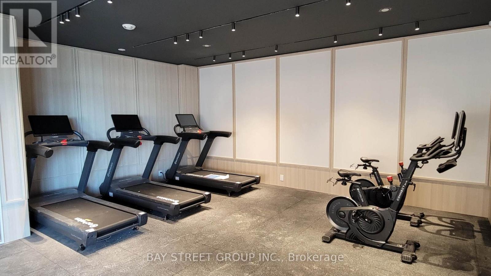 Photo 14 of 406 3079 Trafalgar Road, Oakville ON