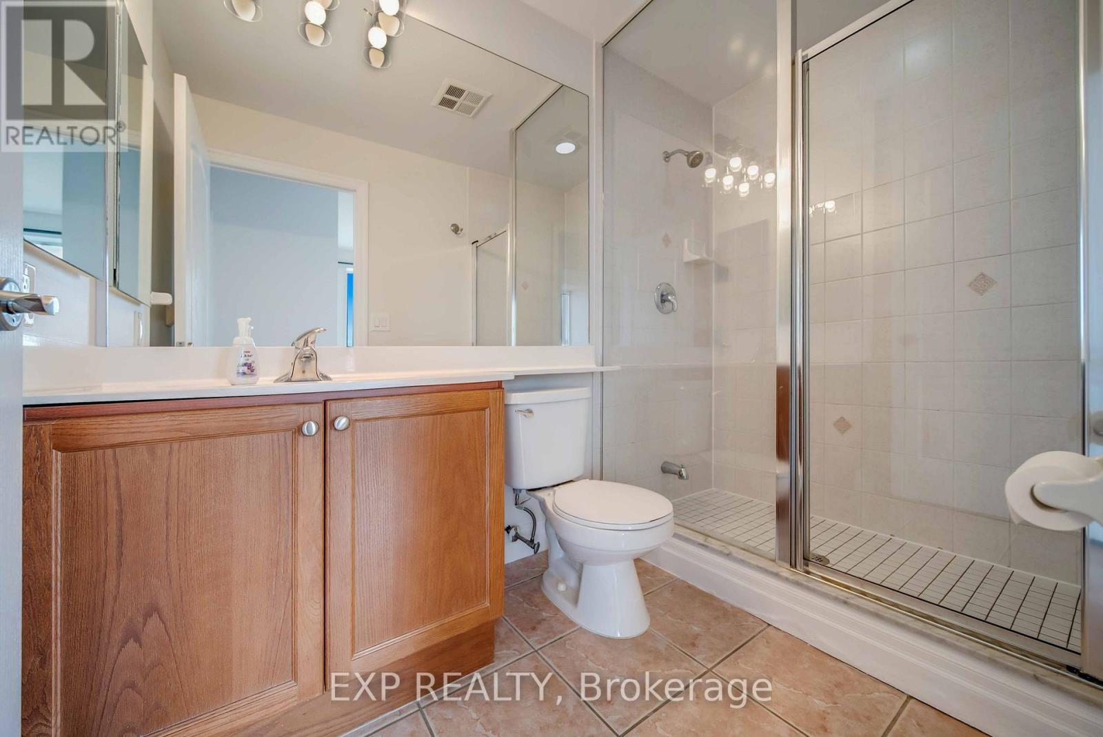 Photo 10 of 1003 2119 Lakeshore Boulevard W, Toronto ON