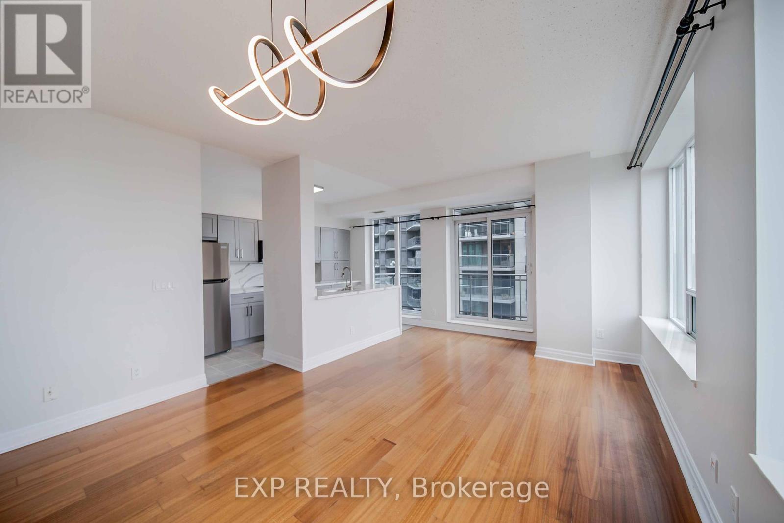 Photo 20 of 1003 2119 Lakeshore Boulevard W, Toronto ON