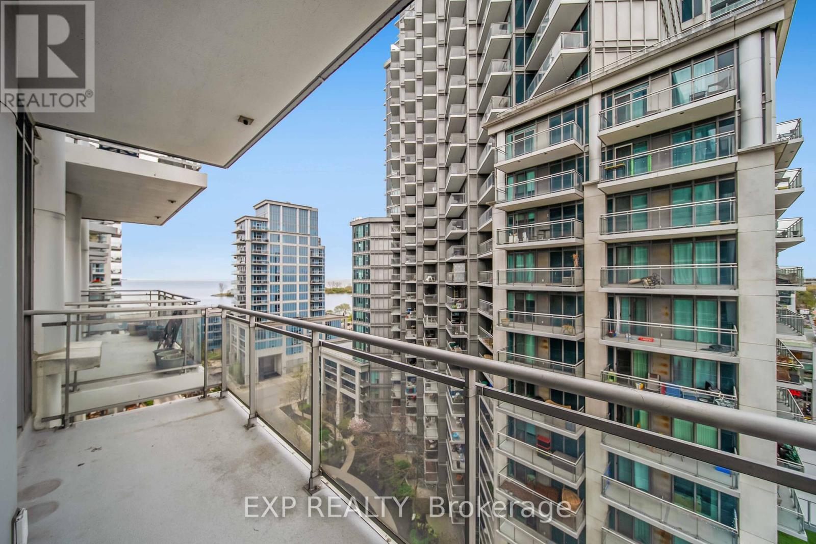 Photo 24 of 1003 2119 Lakeshore Boulevard W, Toronto ON
