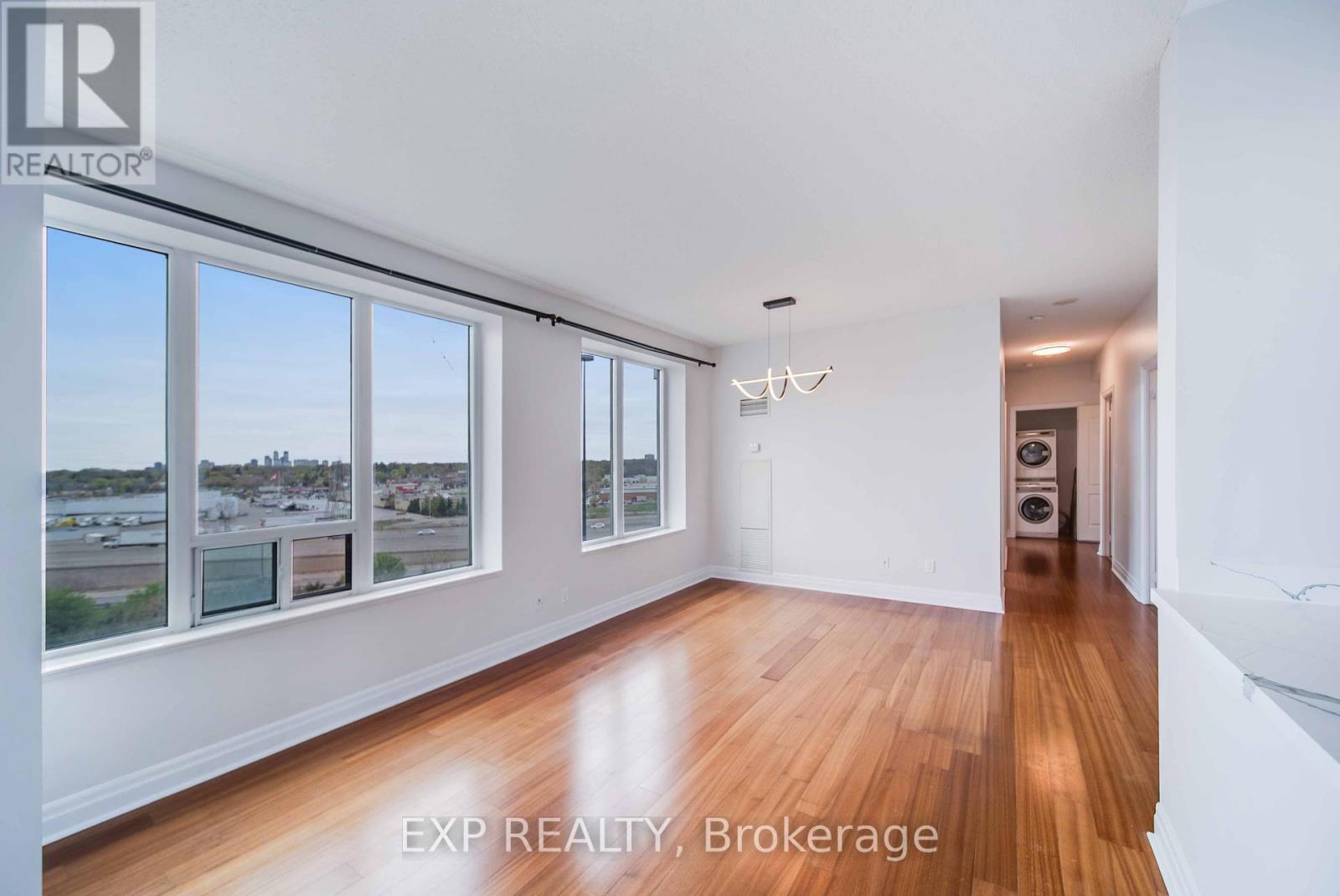 Photo 30 of 1003 2119 Lakeshore Boulevard W, Toronto ON