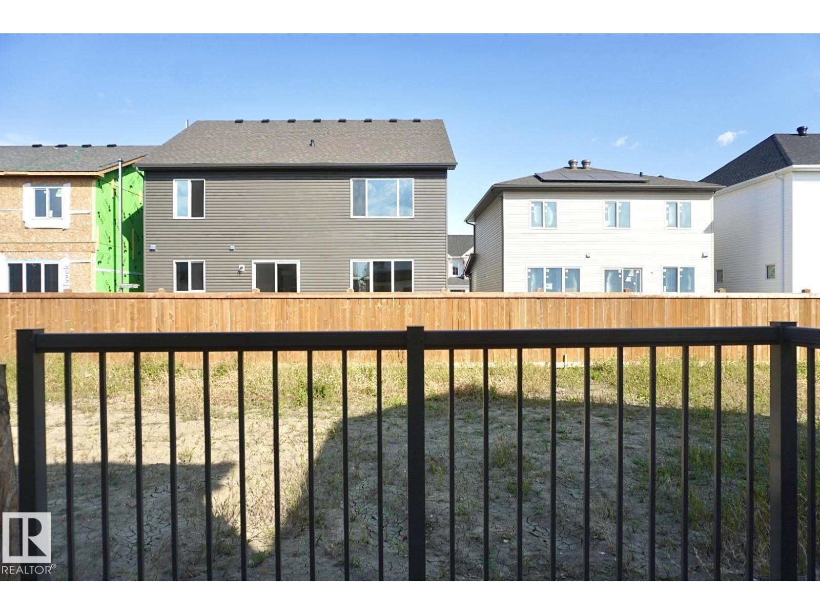 Photo 22 of 2013 209 A St Nw, Edmonton AB