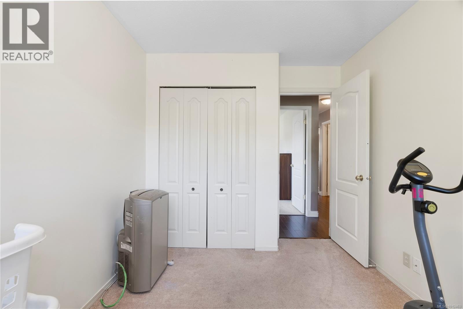 B 250 Centennial Dr, Courtenay