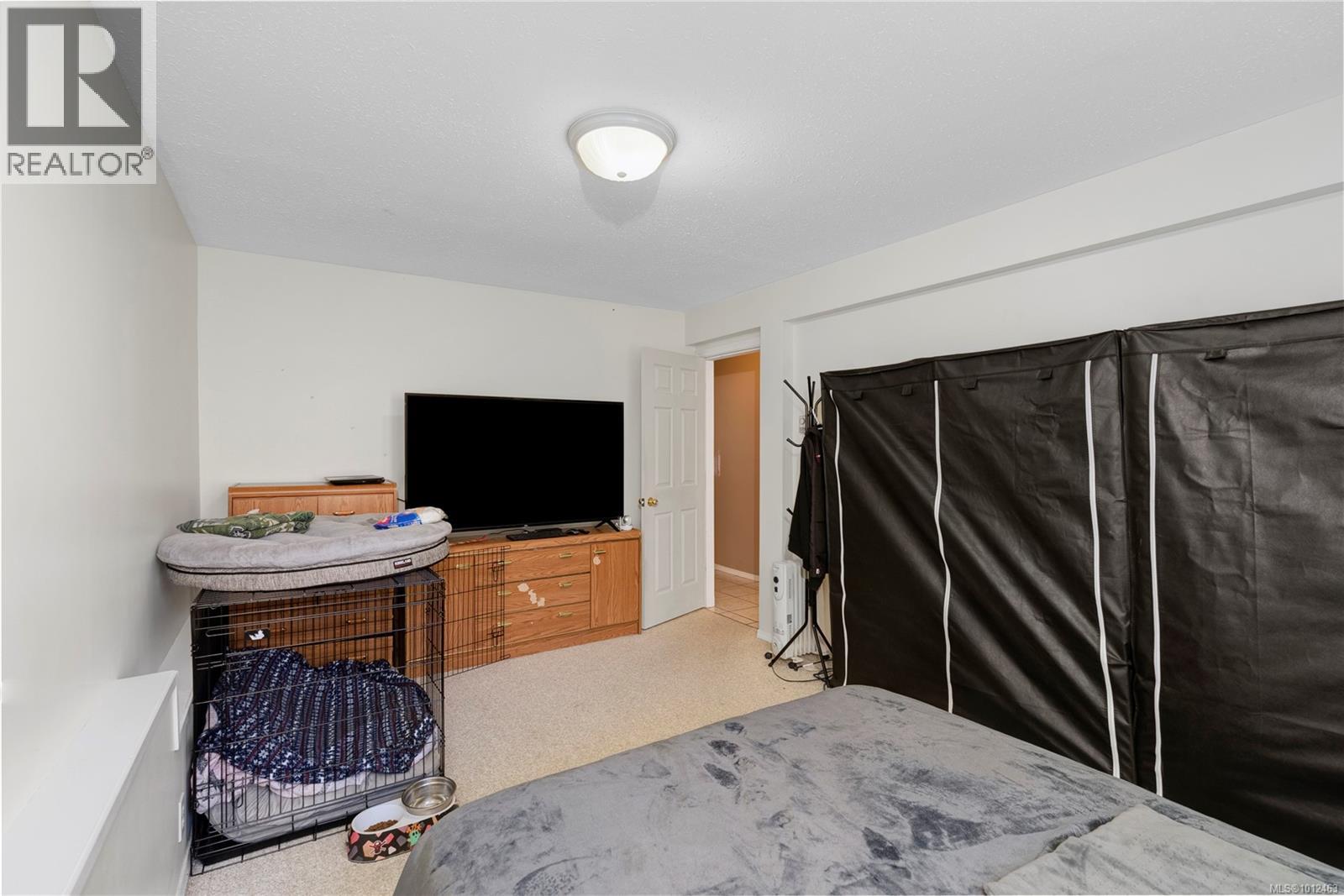 B 250 Centennial Dr, Courtenay