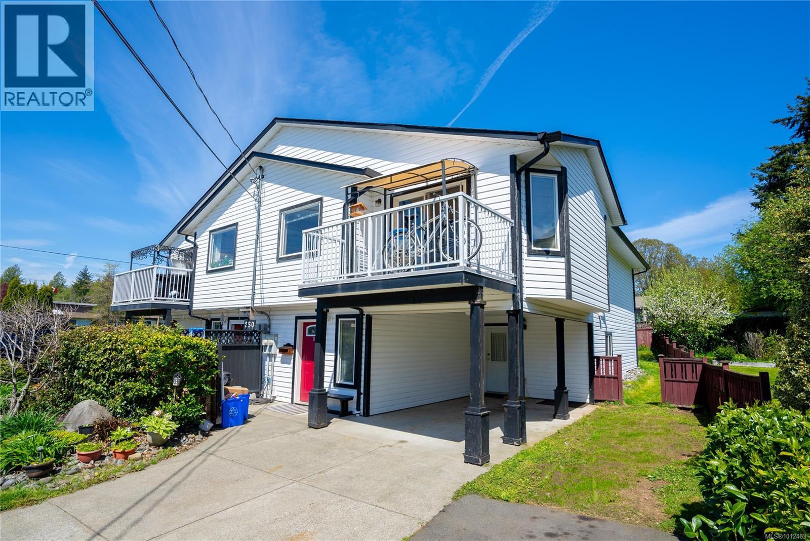 B 250 Centennial Dr, Courtenay
