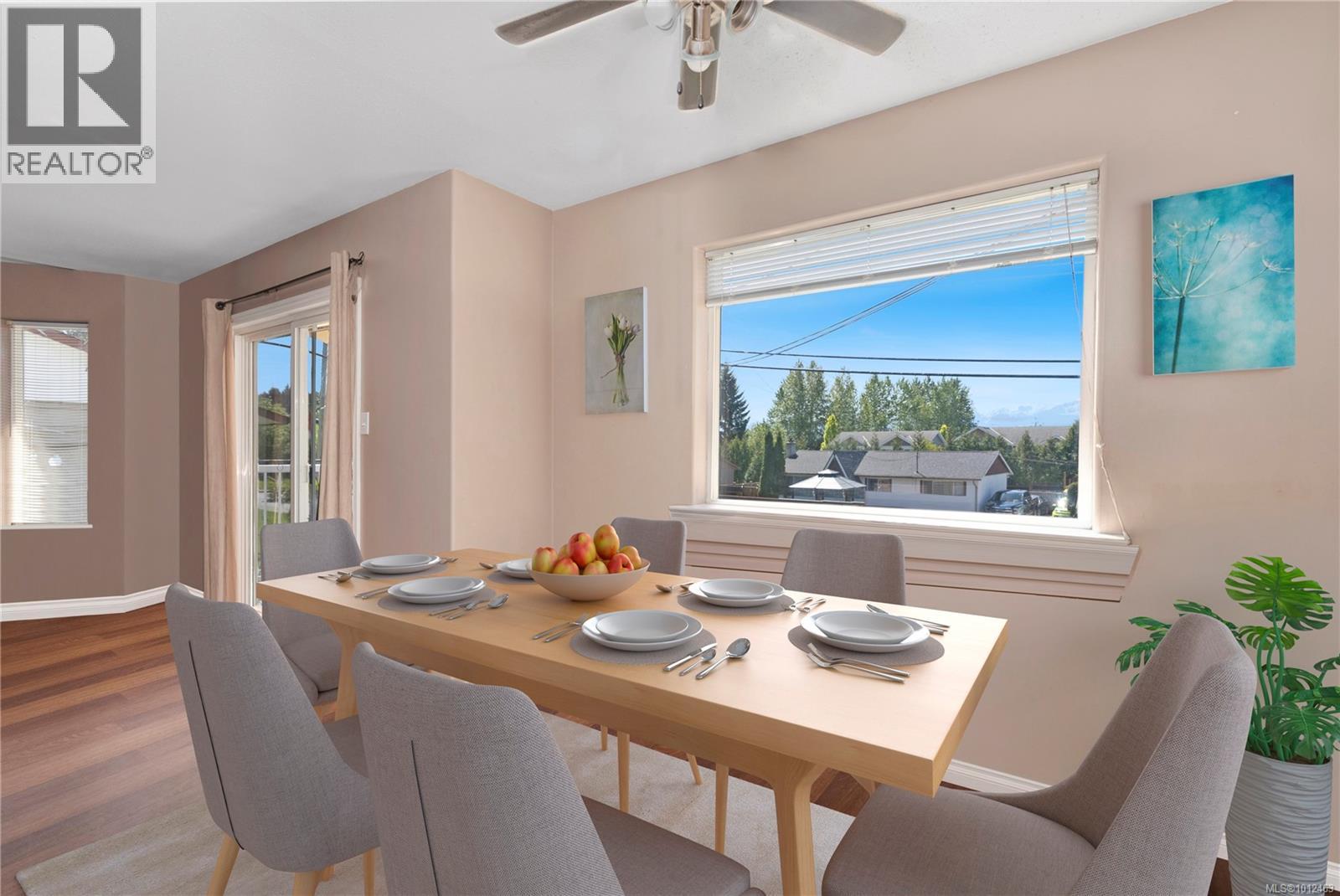 B 250 Centennial Dr, Courtenay