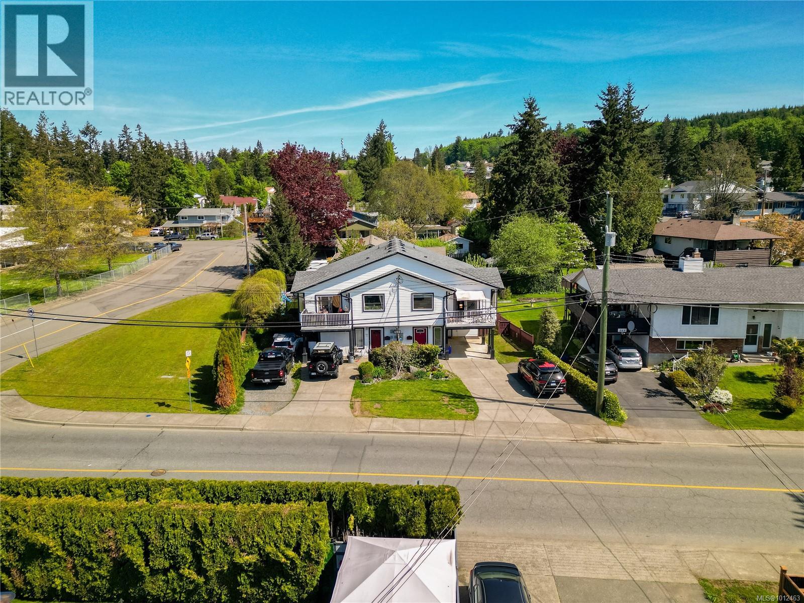 B 250 Centennial Dr, Courtenay