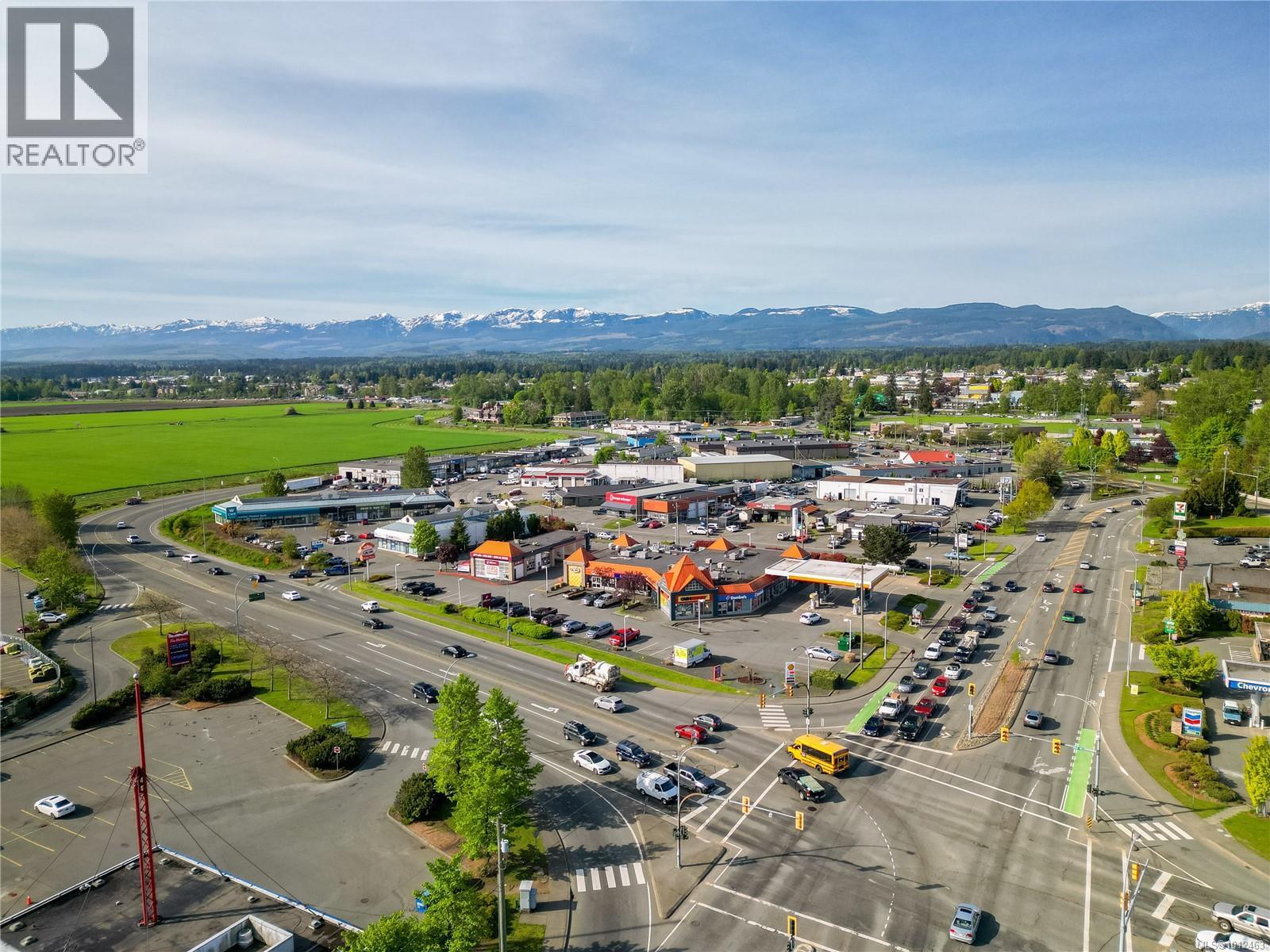 B 250 Centennial Dr, Courtenay