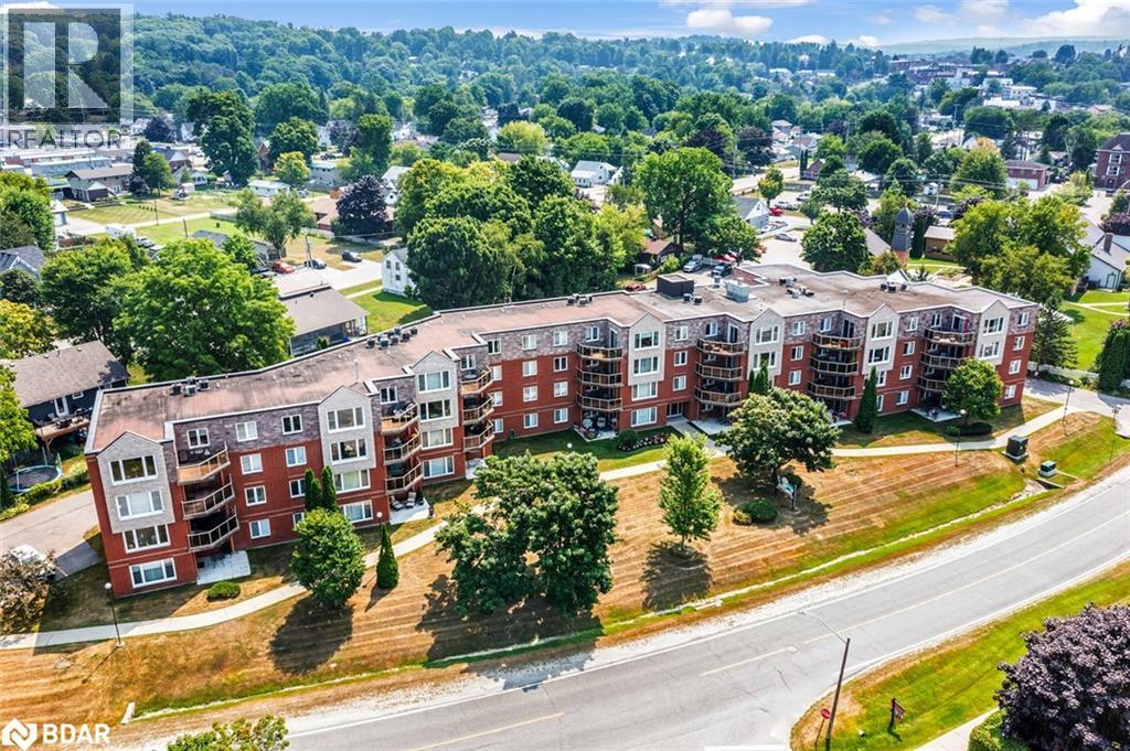 Photo 1 of 11 Beck Boulevard Unit 103, Penetanguishene ON