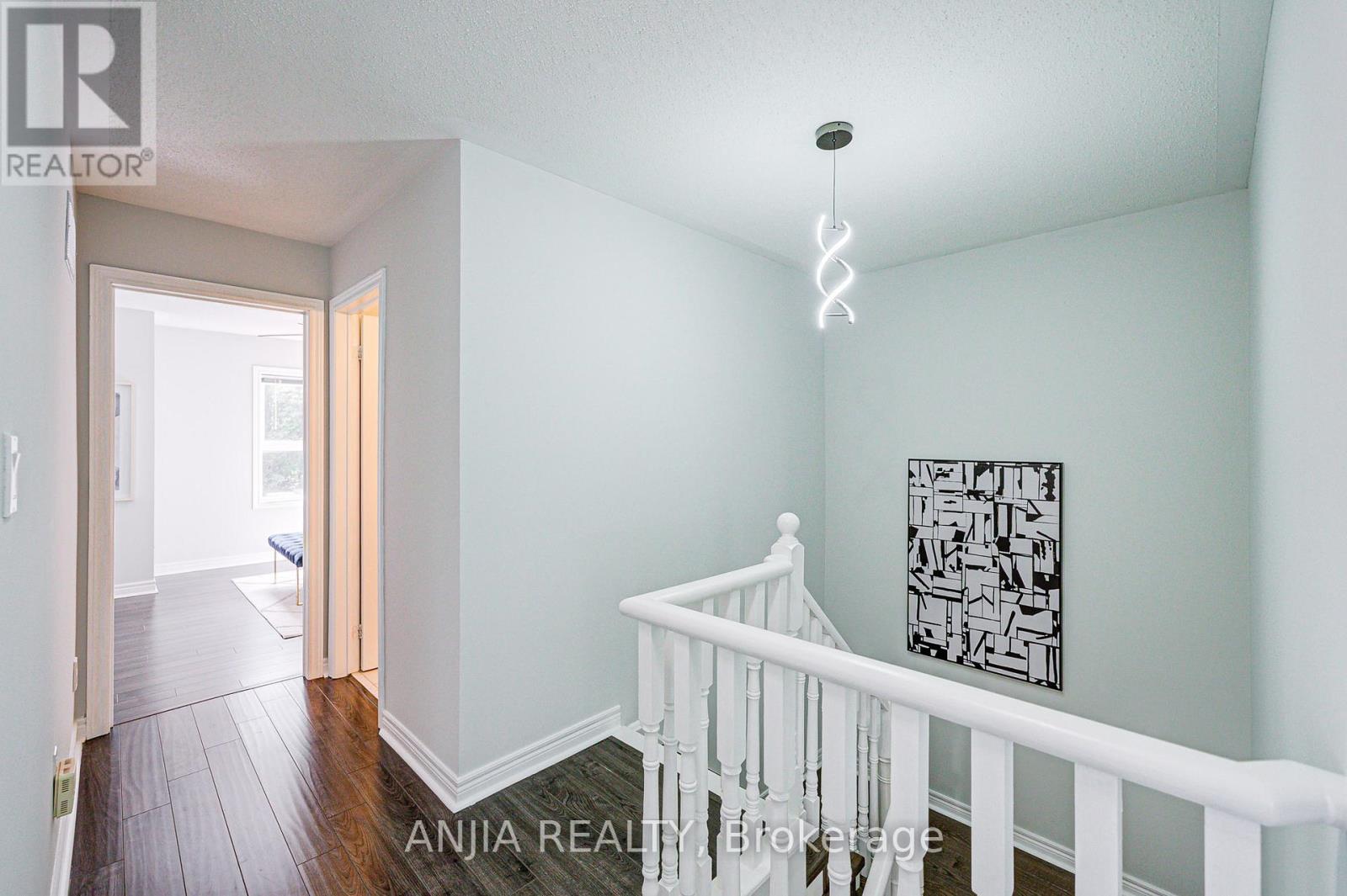 Photo 32 of 100 Charest Place, Whitby ON