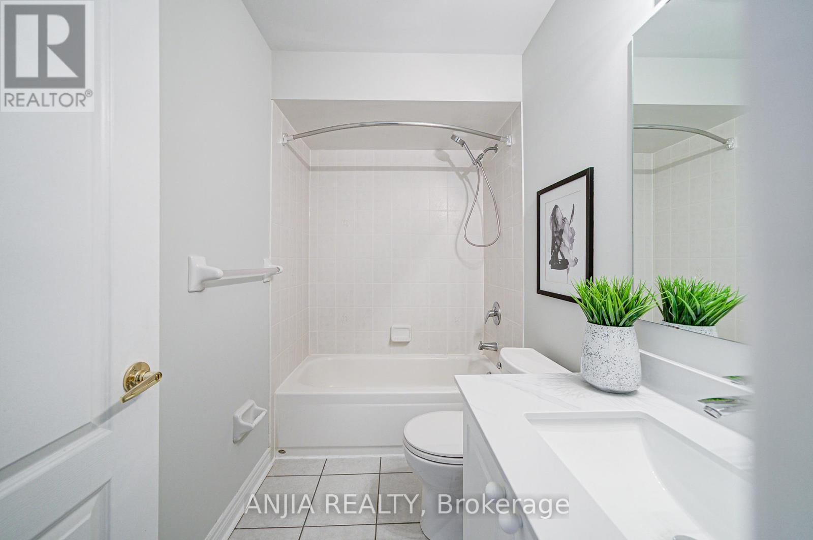 Photo 42 of 100 Charest Place, Whitby ON