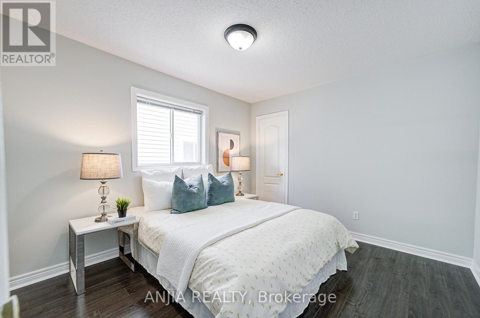 Photo 45 of 100 Charest Place, Whitby ON