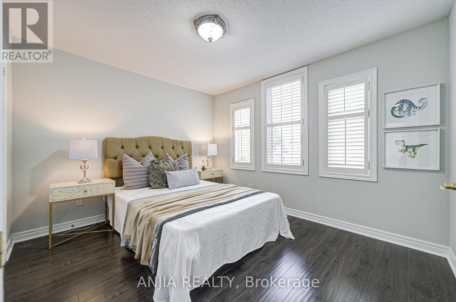 Photo 46 of 100 Charest Place, Whitby ON