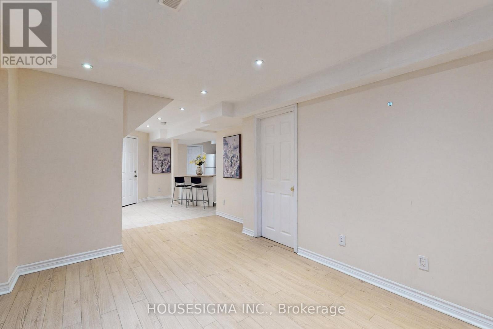 Photo 7 of Lower 38 Estoril Street, Richmond Hill ON