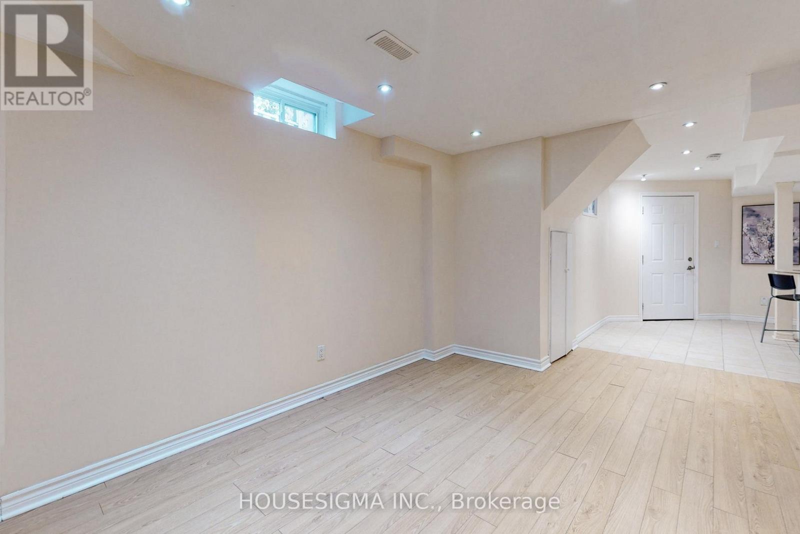 Photo 8 of Lower 38 Estoril Street, Richmond Hill ON