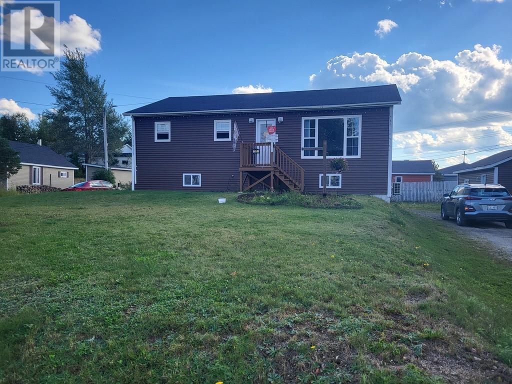 Photo 2 of 31 Church Road, Badger NL