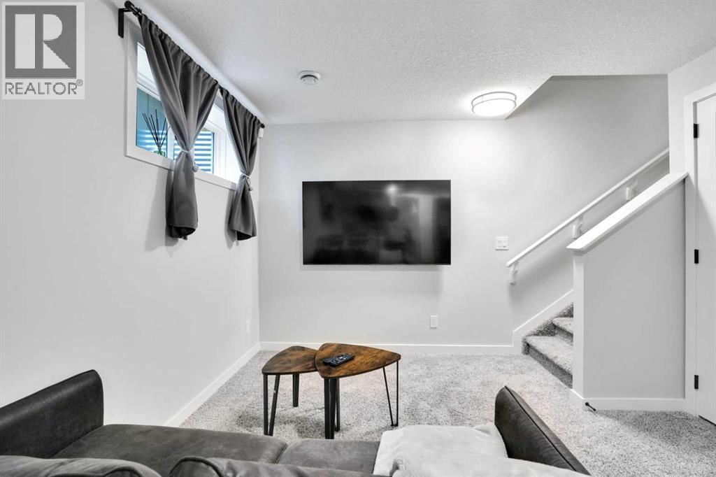 Photo 21 of 1063 Lanark Boulevard Se, Airdrie AB