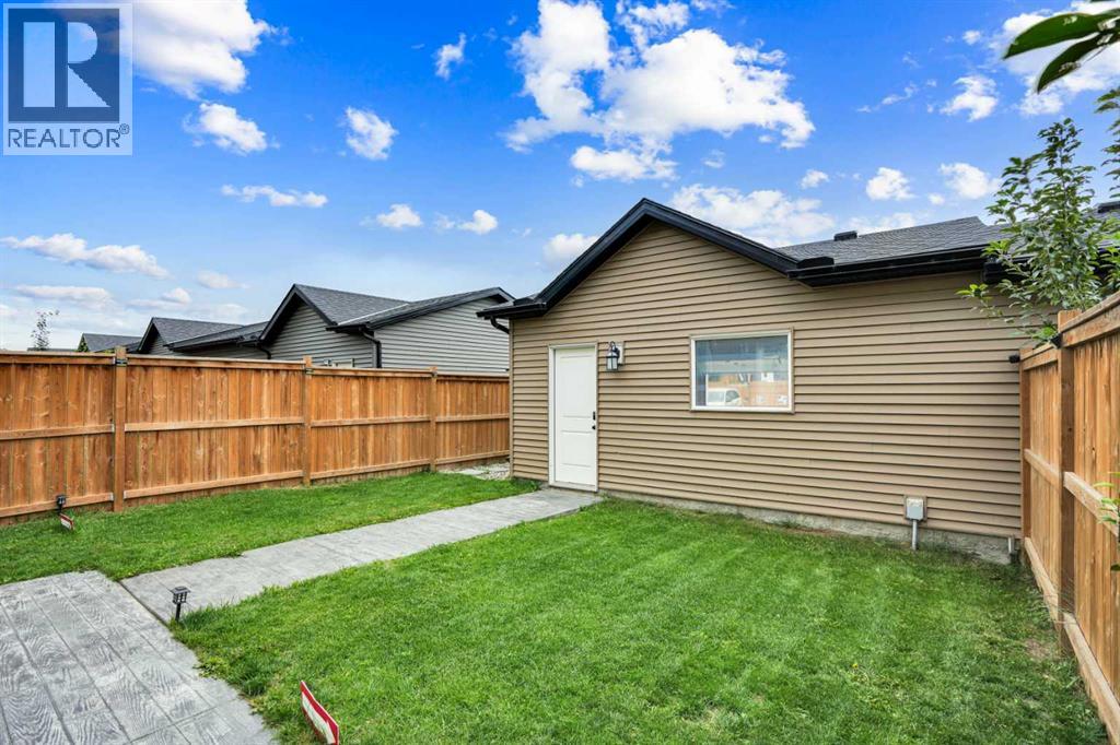 Photo 47 of 1063 Lanark Boulevard Se, Airdrie AB