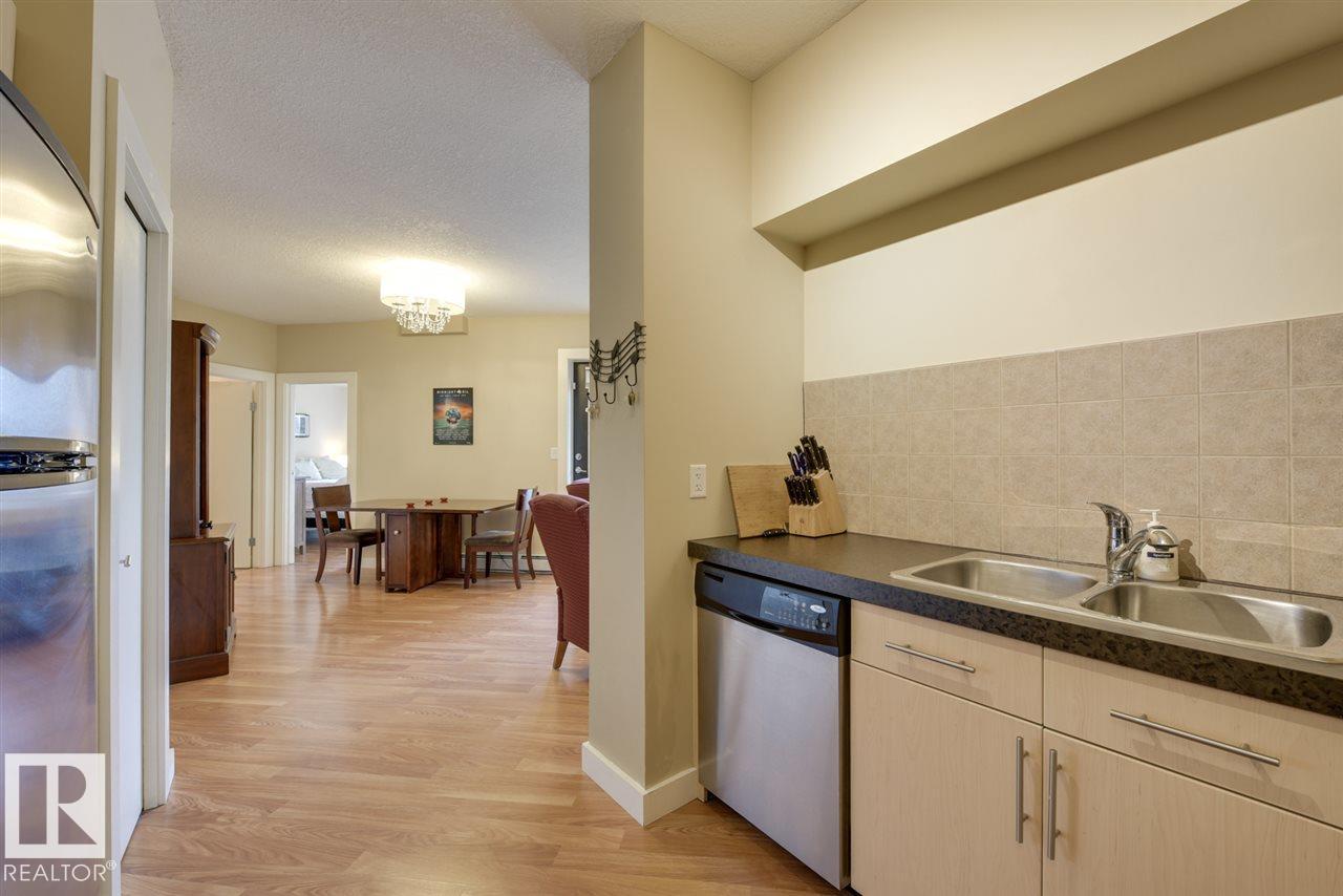 Photo 15 of 906 10136 104 St Nw, Edmonton AB