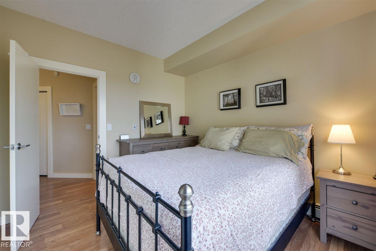 Photo 23 of 906 10136 104 St Nw, Edmonton AB