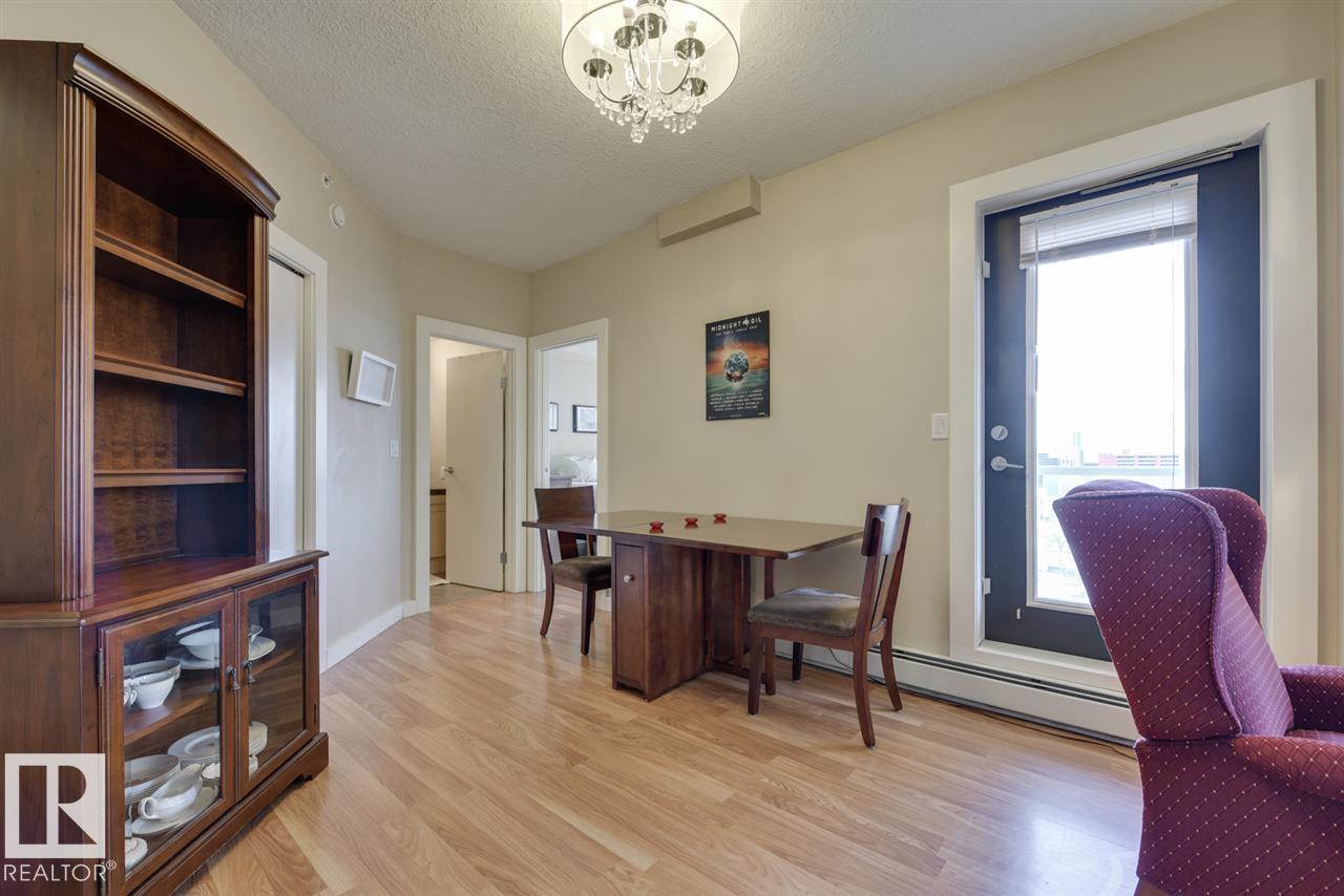 Photo 6 of 906 10136 104 St Nw, Edmonton AB