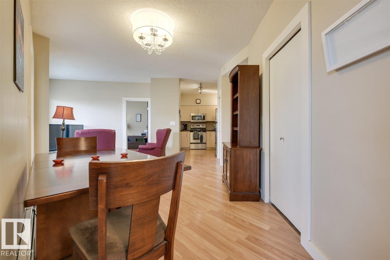 Photo 8 of 906 10136 104 St Nw, Edmonton AB