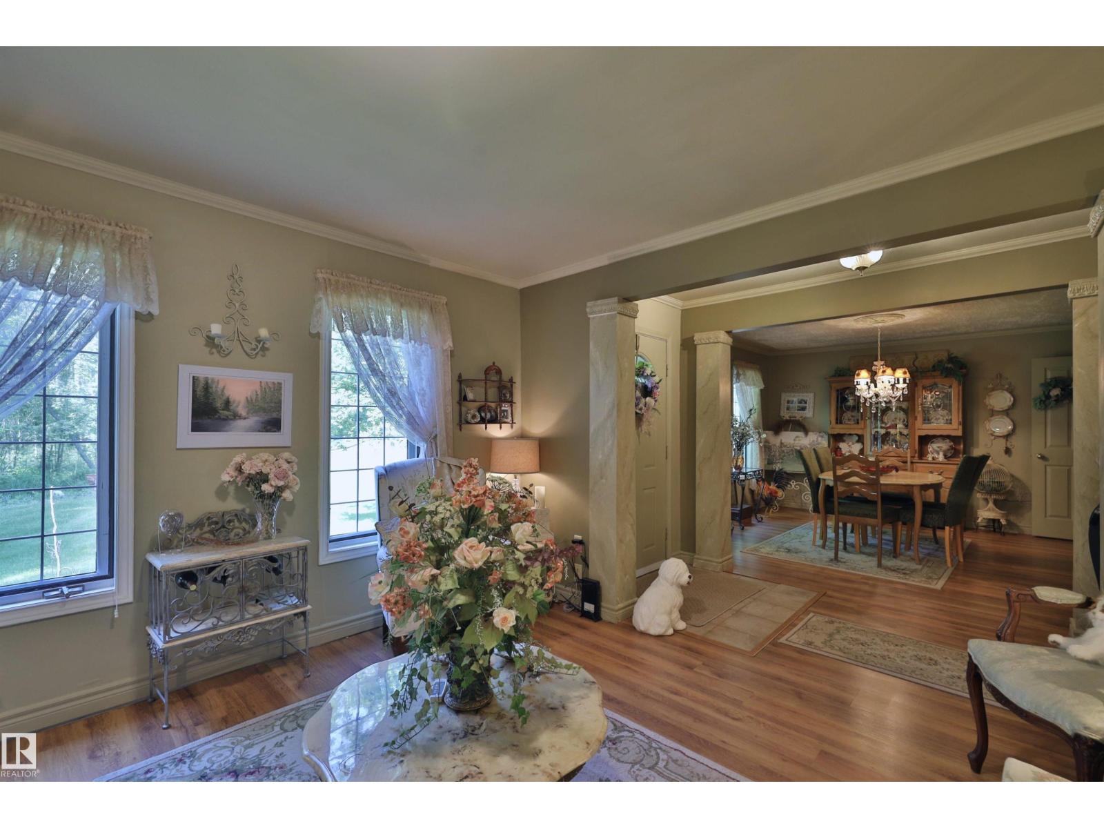 Photo 11 of 8002 45 St, Rural Wetaskiwin County AB