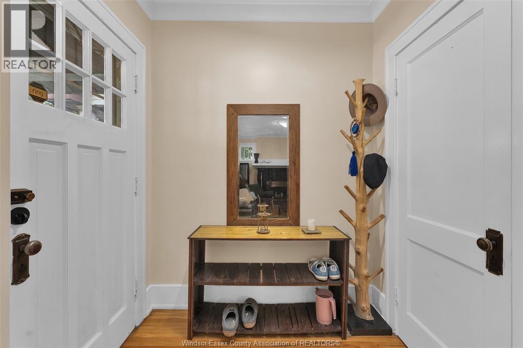 Photo 15 of 1501 Dougall Avenue, Windsor ON
