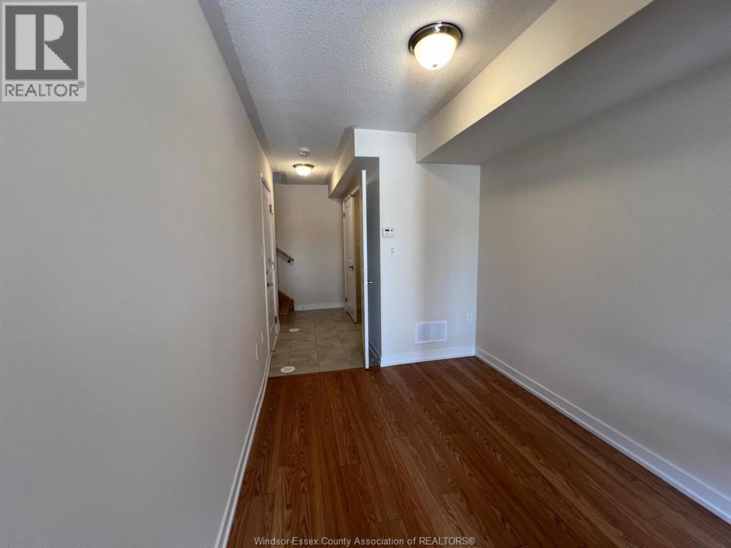 Photo 2 of 59 Chiffon Street, Vaughan ON