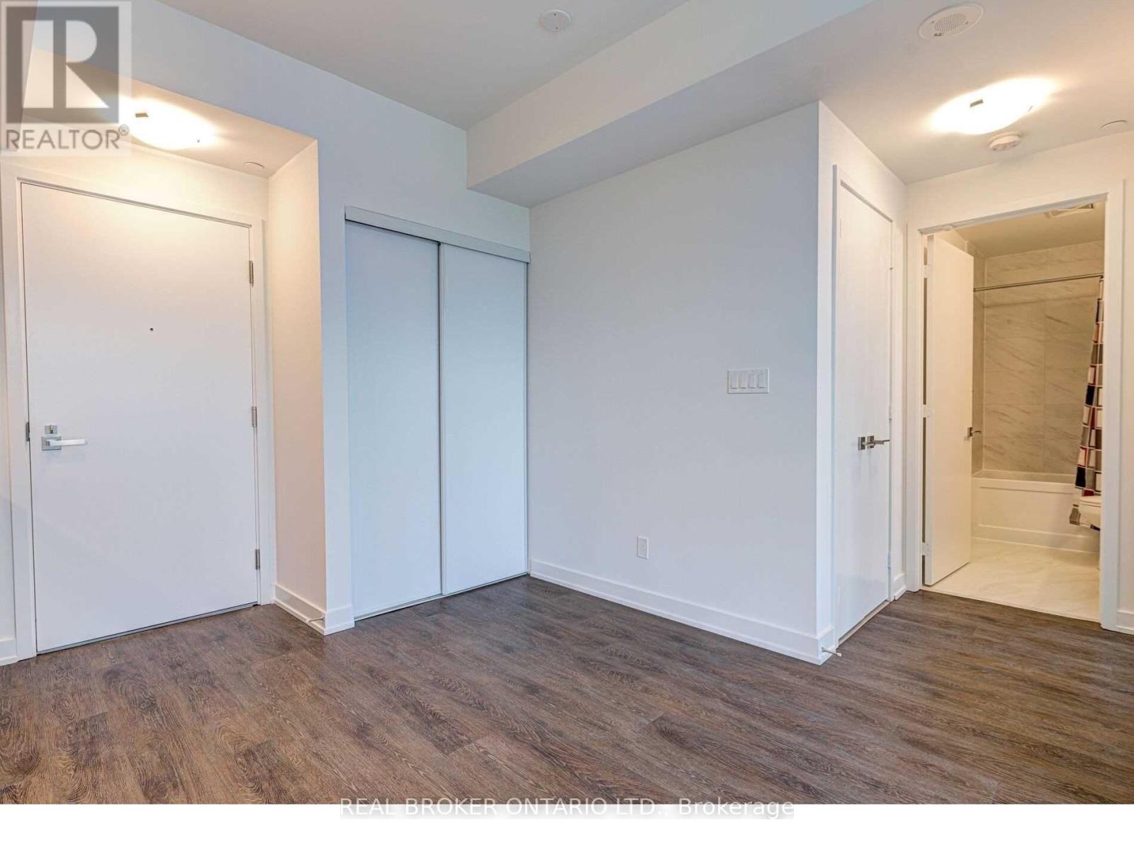 Photo 5 of 1506 50 Ordnance Street, Toronto ON
