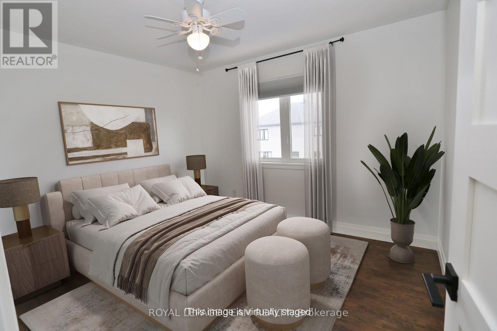 Photo 32 of 78 Friendly Crescent, Ottawa ON