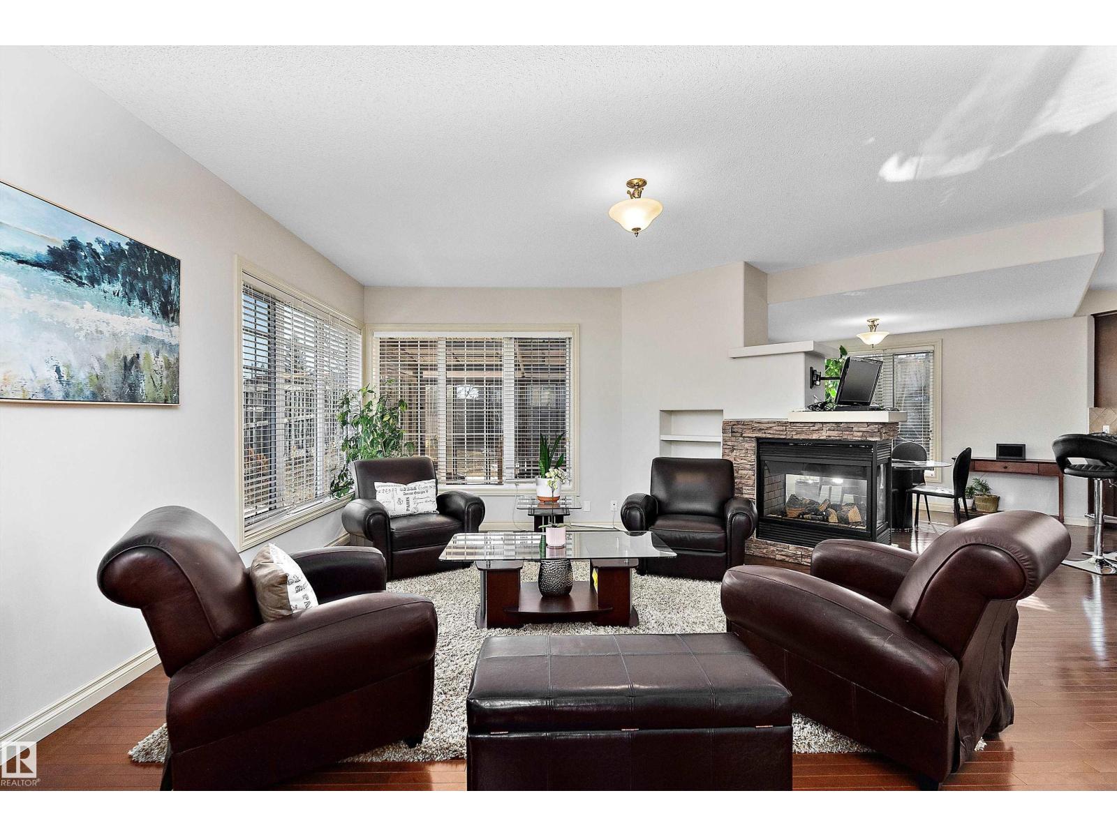 Photo 1 of 3411 Macneil Link Li Nw, Edmonton AB