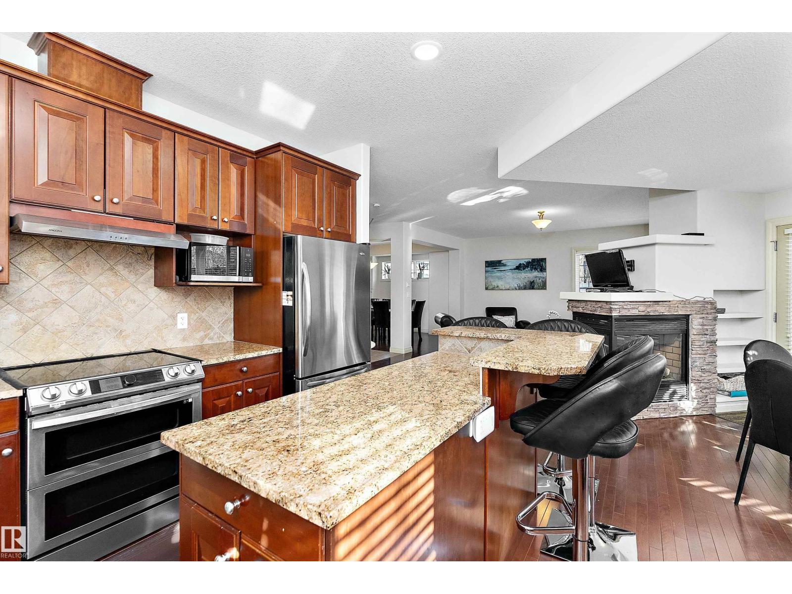 Photo 30 of 3411 Macneil Link Li Nw, Edmonton AB