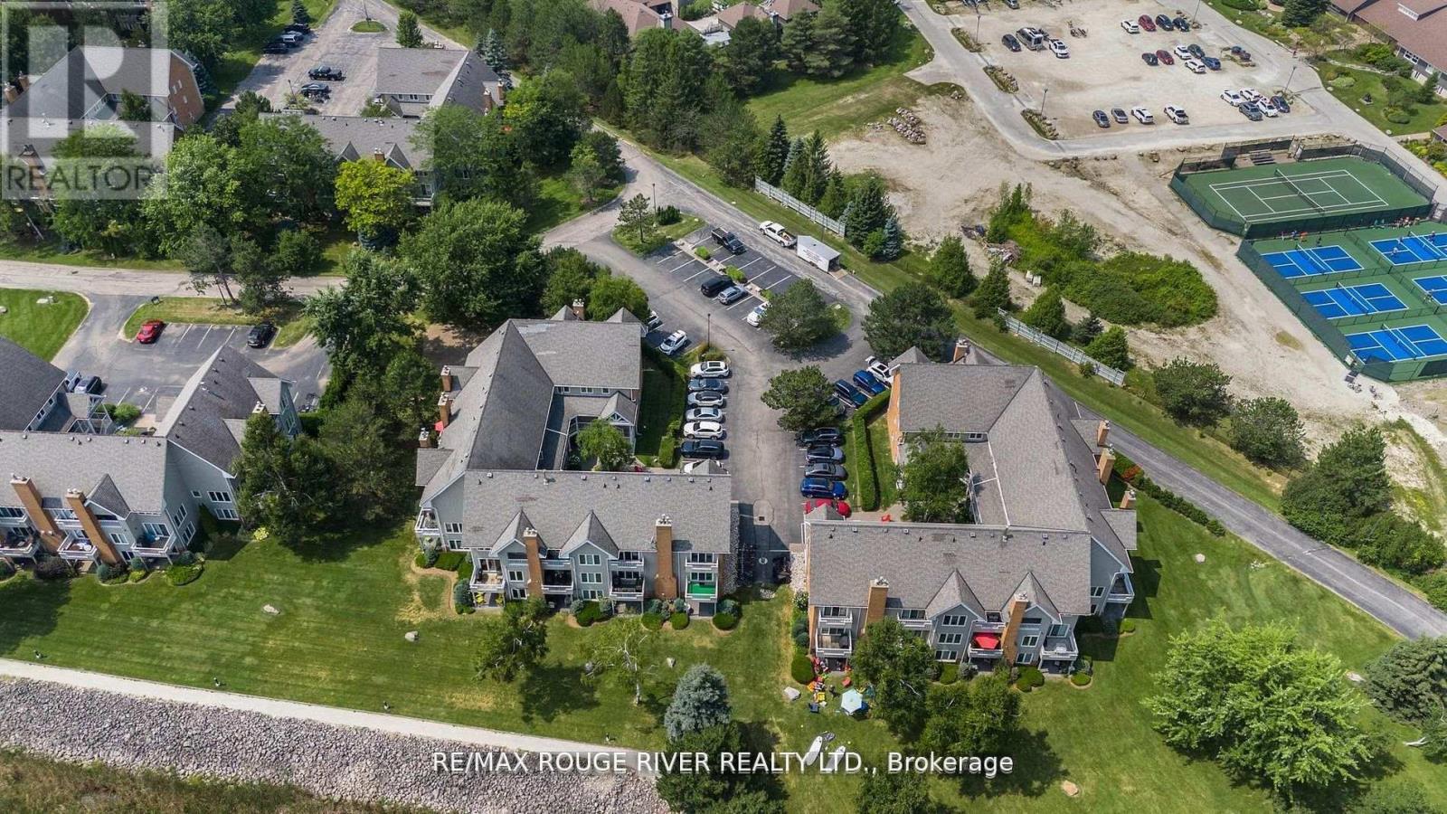 Photo 28 of 121 8 Ramblings Way Se, Collingwood ON