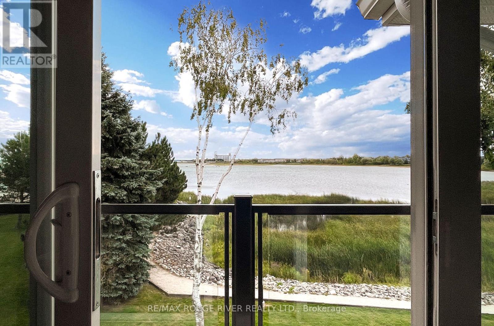 Photo 32 of 121 8 Ramblings Way Se, Collingwood ON